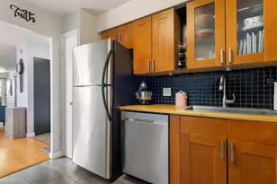 6325 N Sheridan Rd, Chicago, IL 60660 - Photo 8