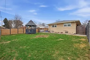 9728 S Tripp Ave, Oak Lawn, IL 60453 - Photo 40