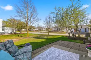 21450 Lake St Clair Dr, Crest Hill, IL 60403 - Photo 18