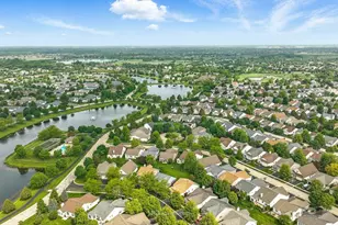 21450 Lake St Clair Dr, Crest Hill, IL 60403 - Photo 22