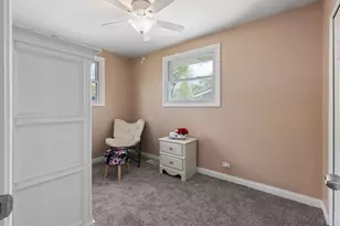 575 Aztec Dr, Carol Stream, IL 60188 - Photo 12
