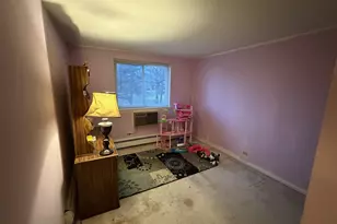 1475 Rebecca Dr, Hoffman Estates, IL 60169 - Photo 6