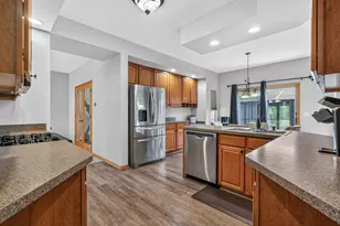 16345 Deer Run Dr, Lockport, IL 60441 - Photo 4