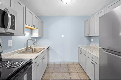 30 E Division Street #14C, Chicago, IL 60610 - Photo 8