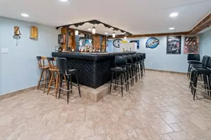 853 Orange St, Elgin, IL 60123 - Photo 16