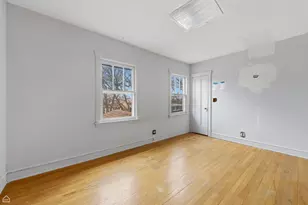 1335 Elmwood Ave, Berwyn, IL 60402 - Photo 10