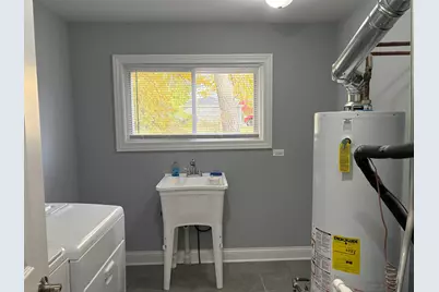 5517 Essex Road, Lisle, IL 60532 - Photo 16