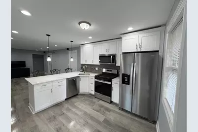 5517 Essex Road, Lisle, IL 60532 - Photo 6