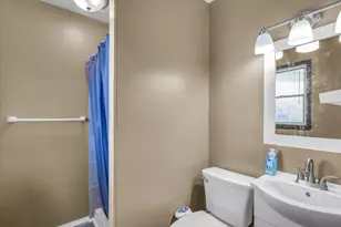 205 E Briarcliff Dr, Saint John, IL 61873 - Photo 36
