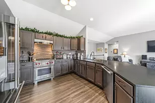 2904 Joela Dr, New Lenox, IL 60451 - Photo 8