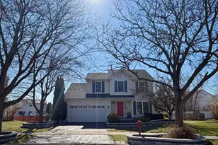 3723 Edgebrook Ct, Aurora, IL 60504 - Photo 2