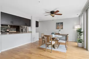 [Address not provided], Evanston, IL 60201 - Photo 4