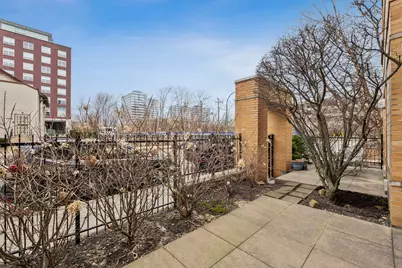 [Address not provided], Evanston, IL 60201 - Photo 14