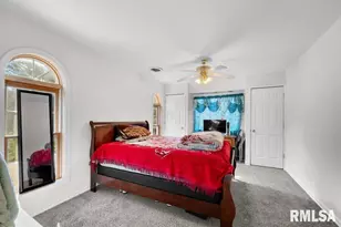 705 13th St W, Milan, IL 61264 - Photo 16