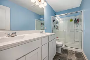 3825 Honeysuckle Ln, Elgin, IL 60124 - Photo 8