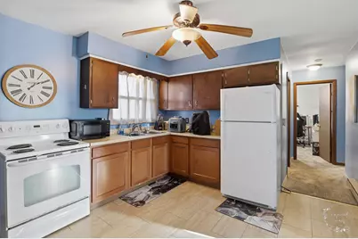 618-620 S Main Street, Grant Park, IL 60940 - Photo 6