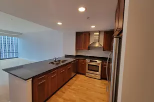 240 E Illinois St, Chicago, IL 60611 - Photo 8