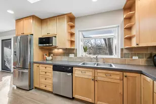 1327 Central Ave, Deerfield, IL 60015 - Photo 10