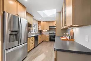 1327 Central Ave, Deerfield, IL 60015 - Photo 8