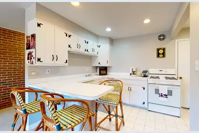 2774 Crawford Avenue, Evanston, IL 60201 - Photo 8