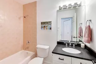 1350 W Belmont Ave, Chicago, IL 60657 - Photo 22