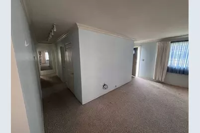 906 40th Street Court, Moline, IL 61265 - Photo 4