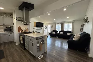 22 Hearthside Dr, Matteson, IL 60443 - Photo 4