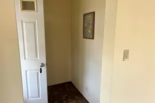 207 SW 6th St, Atlanta, IL 61723 - Photo 2