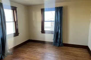 207 SW 6th St, Atlanta, IL 61723 - Photo 10