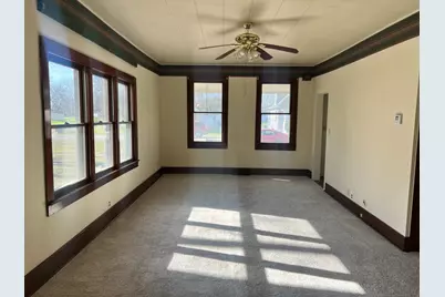 207 SW 6th Street, Atlanta, IL 61723 - Photo 12