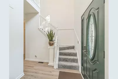 [Address not provided], Lindenhurst, IL 60046 - Photo 10