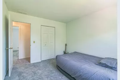 [Address not provided], Lindenhurst, IL 60046 - Photo 14