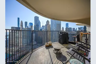 300 N State Street #3308, Chicago, IL 60654 - Photo 2