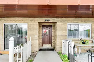 750 Dempster St, Mount Prospect, IL 60056 - Photo 2