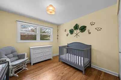 1919 N Pinetree Drive, Arlington Heights, IL 60004 - Photo 16