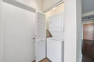 1235 S Prairie Ave, Chicago, IL 60605 - Photo 34
