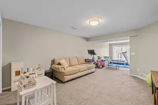 722 24th Ave Ct, Moline, IL 61265 - Photo 34