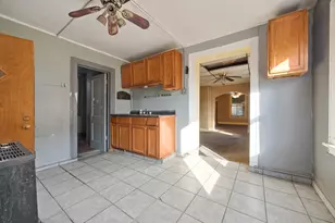 1130 N Hamlin Ave, Chicago, IL 60651 - Photo 10