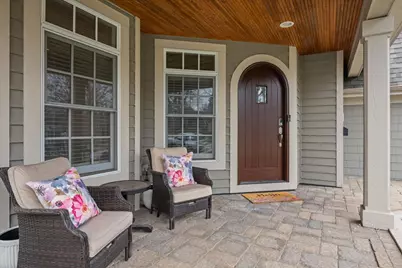 427 S Sleight Street, Naperville, IL 60540 - Photo 2