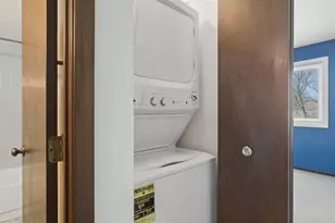 129 W Brandon Ct, Palatine, IL 60067 - Photo 12