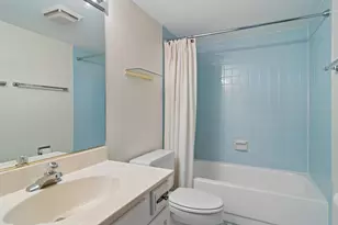 129 W Brandon Ct, Palatine, IL 60067 - Photo 10