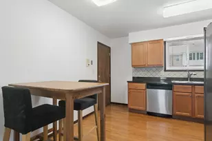 129 W Brandon Ct, Palatine, IL 60067 - Photo 4