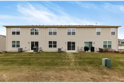 7109 Hidden Green Circle #3302, Fox Lake, IL 60020 - Photo 10