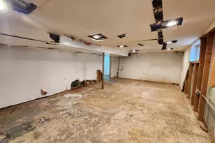 143 E 119th St, Chicago, IL 60628 - Photo 16