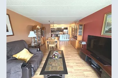 3850 W Bryn Mawr Avenue #301, Chicago, IL 60659 - Photo 6