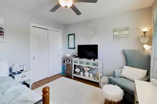 8547 W St Joseph Ave, Chicago, IL 60656 - Photo 16