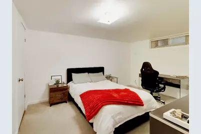 8547 W Saint Joseph Avenue, Chicago, IL 60656 - Photo 22