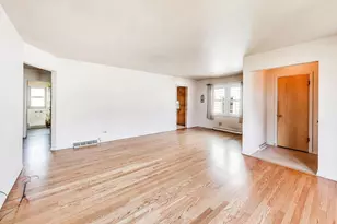 998 S Swain Ave, Elmhurst, IL 60126 - Photo 6