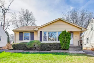 998 S Swain Avenue, Elmhurst, IL 60126 - Photo 1