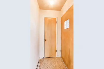 998 S Swain Avenue, Elmhurst, IL 60126 - Photo 4